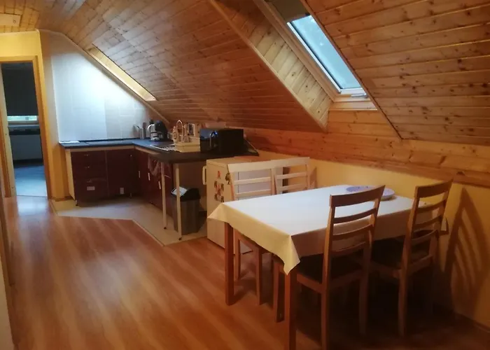 Klara Apartmanhaz דירה *